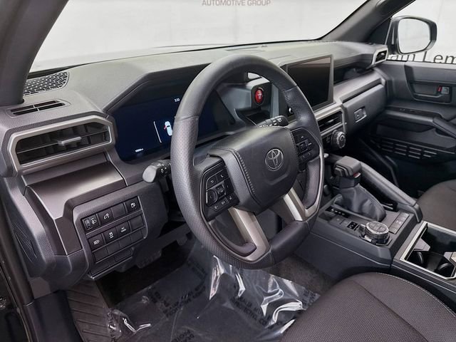Used 2025 Toyota 4Runner TRD Off-Road image 9