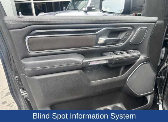 Used 2024 RAM 1500 Laramie AWD/4WD image 6