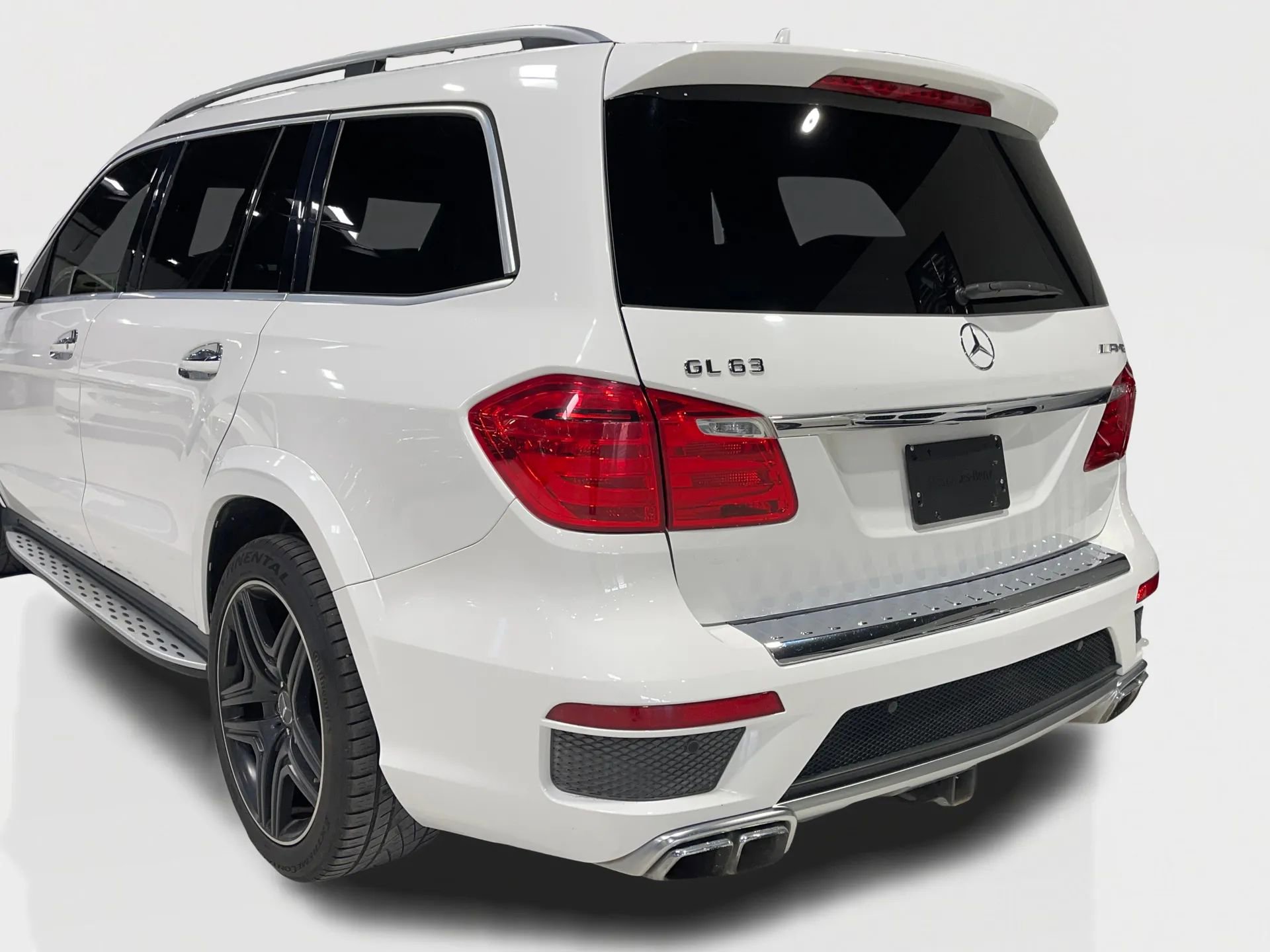 Used 2016 Mercedes-Benz GL 63 AMG 4MATIC w/ Accessory Chrome Package image 12
