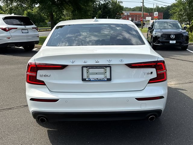 Used 2020 Volvo S60 T6 Momentum AWD/4WD image 3