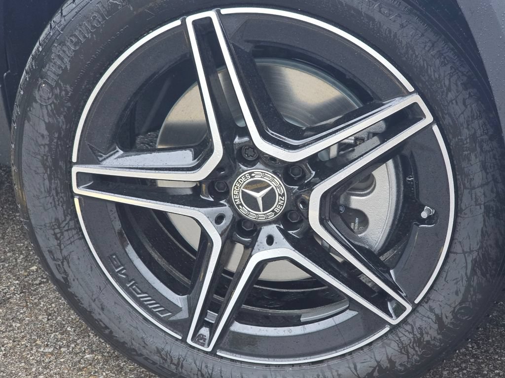 New 2026 Mercedes-Benz GLA 250 4MATIC image 10