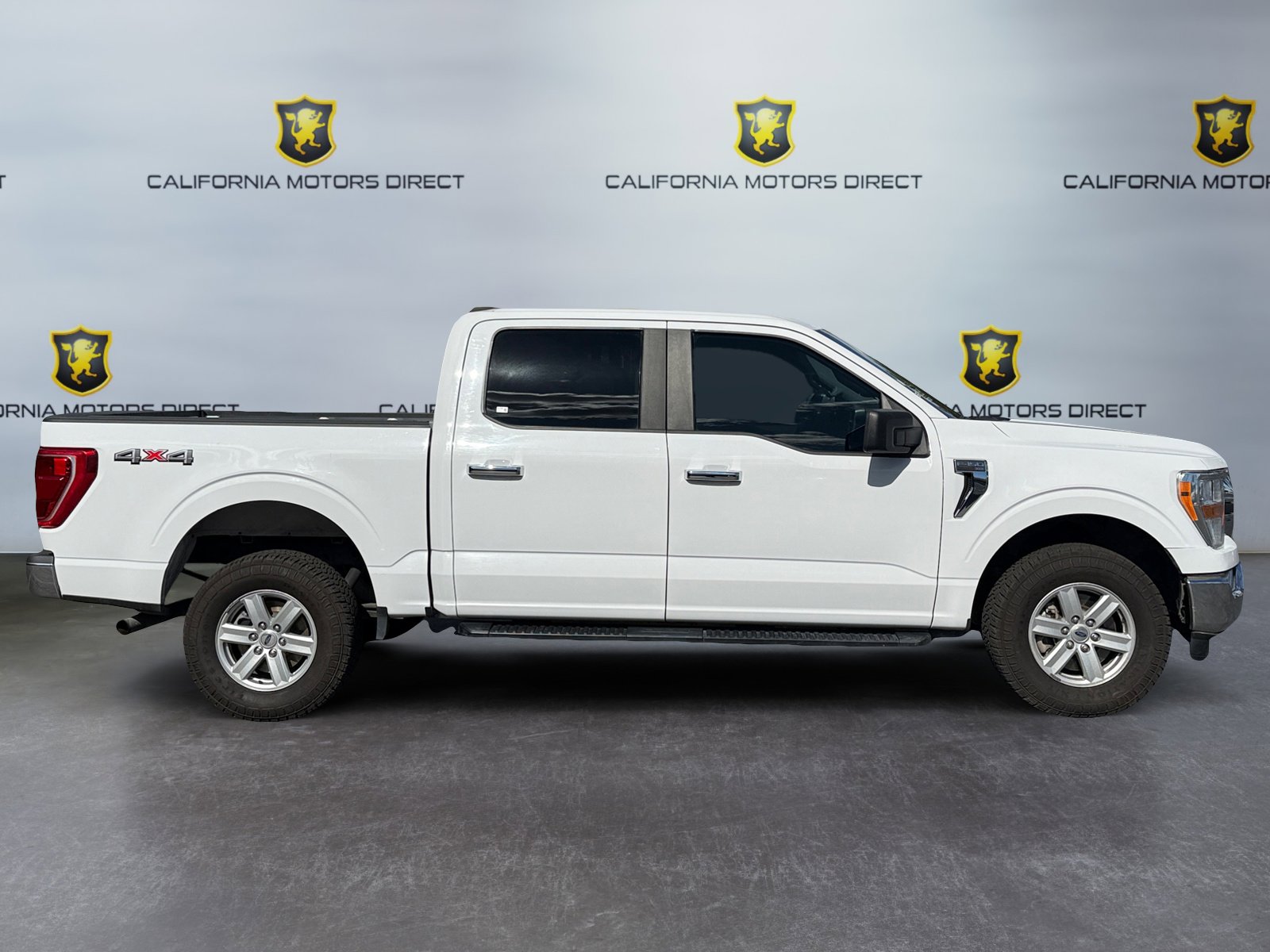Used 2022 Ford F150 XLT w/ Trailer Tow Package AWD/4WD image 6