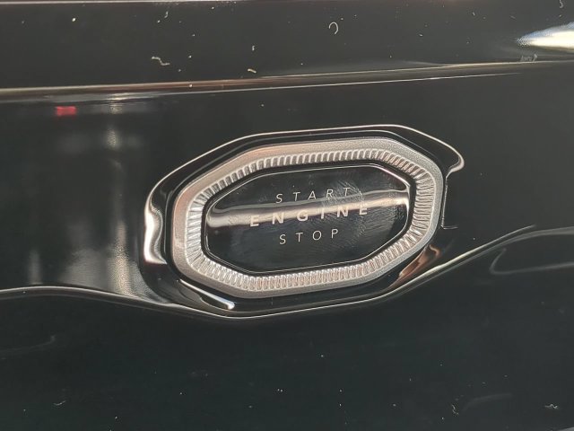 New 2027 Jeep Grand Cherokee L Limited RWD image 36