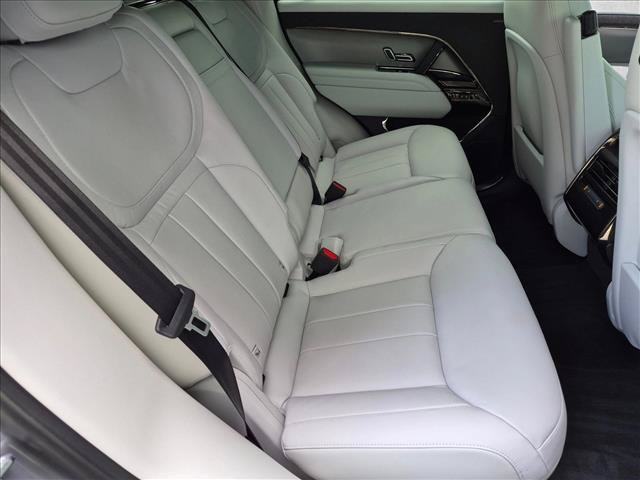 Used 2025 Land Rover Range Rover Sport AWD/4WD image 20