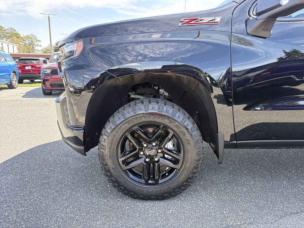 Used 2021 Chevrolet Silverado 1500 LT Trail Boss w/ Convenience Package II image 10