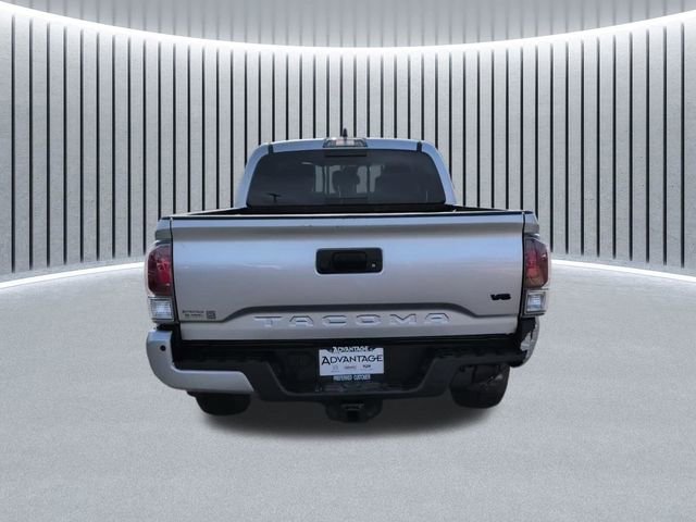 Used 2022 Toyota Tacoma TRD Off-Road w/ TRD Premium Off Road Package image 6