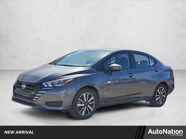 Used 2025 Nissan Versa SV image 1