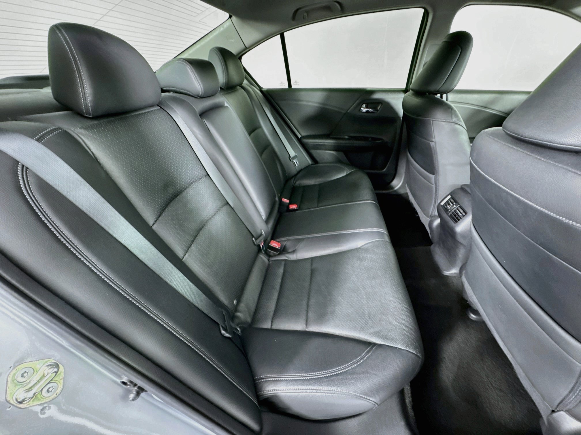 Used 2017 Honda Accord Touring image 28