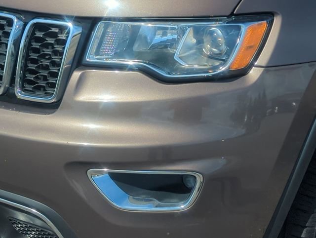 Used 2019 Jeep Grand Cherokee Limited AWD/4WD image 9