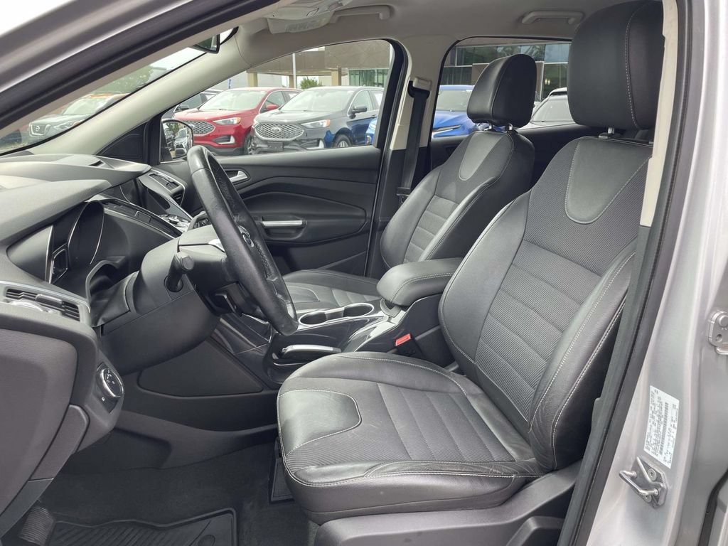 Used 2013 Ford Escape Titanium w/ Parking Technology Pkg AWD/4WD image 8