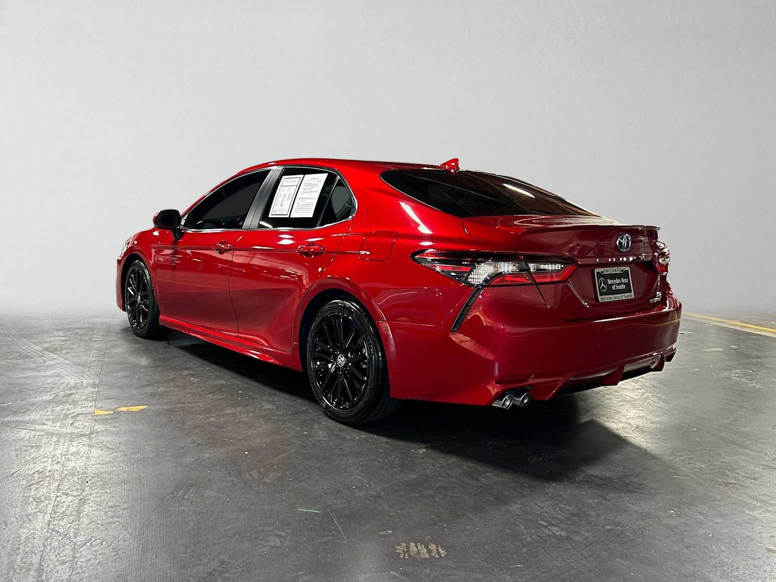 Used 2022 Toyota Camry SE w/ Audio Upgrade Package FWD image 5