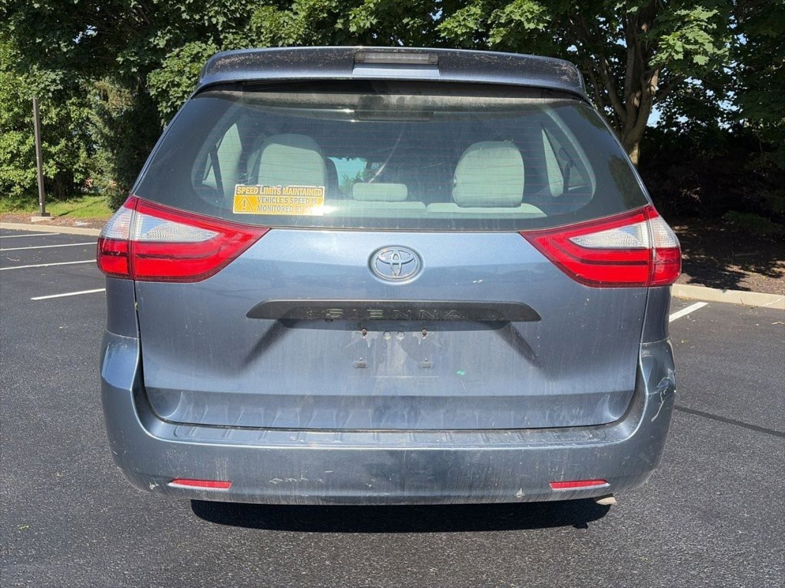 Used 2017 Toyota Sienna L FWD image 6