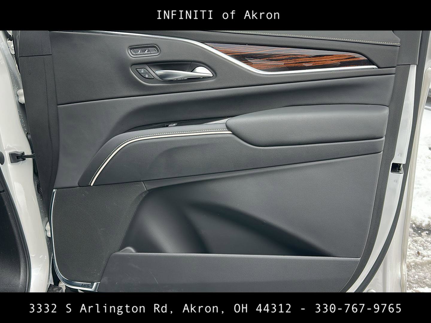 Used 2022 Cadillac Escalade Luxury image 21