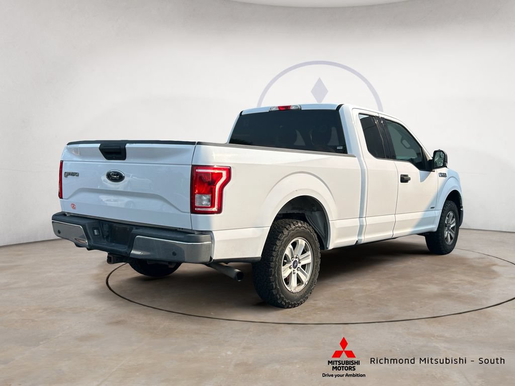 Used 2015 Ford F150 XLT w/ Equipment Group 301A Mid RWD image 3
