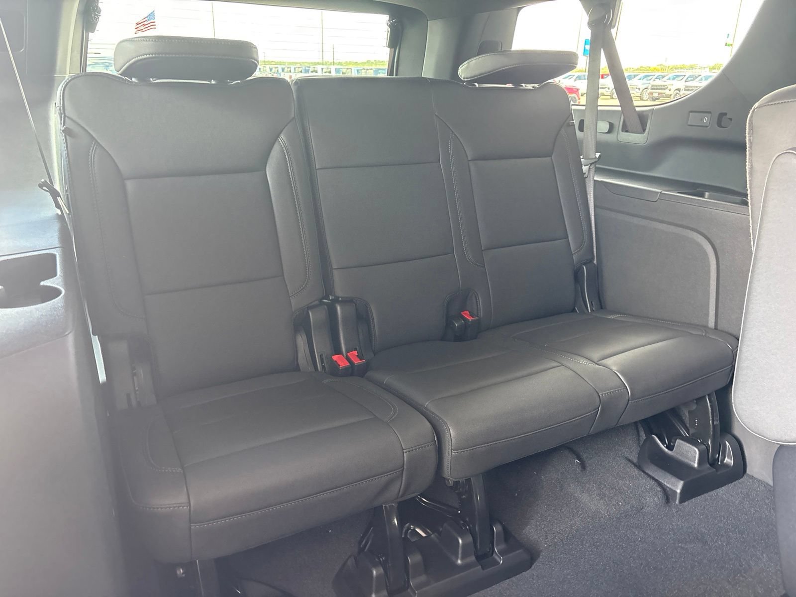 New 2026 Chevrolet Suburban LT w/ Comfort Package AWD/4WD image 22