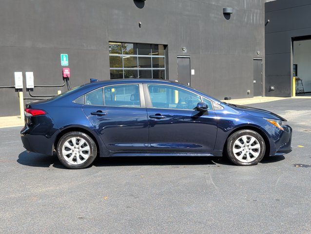 Used 2024 Toyota Corolla LE FWD image 4