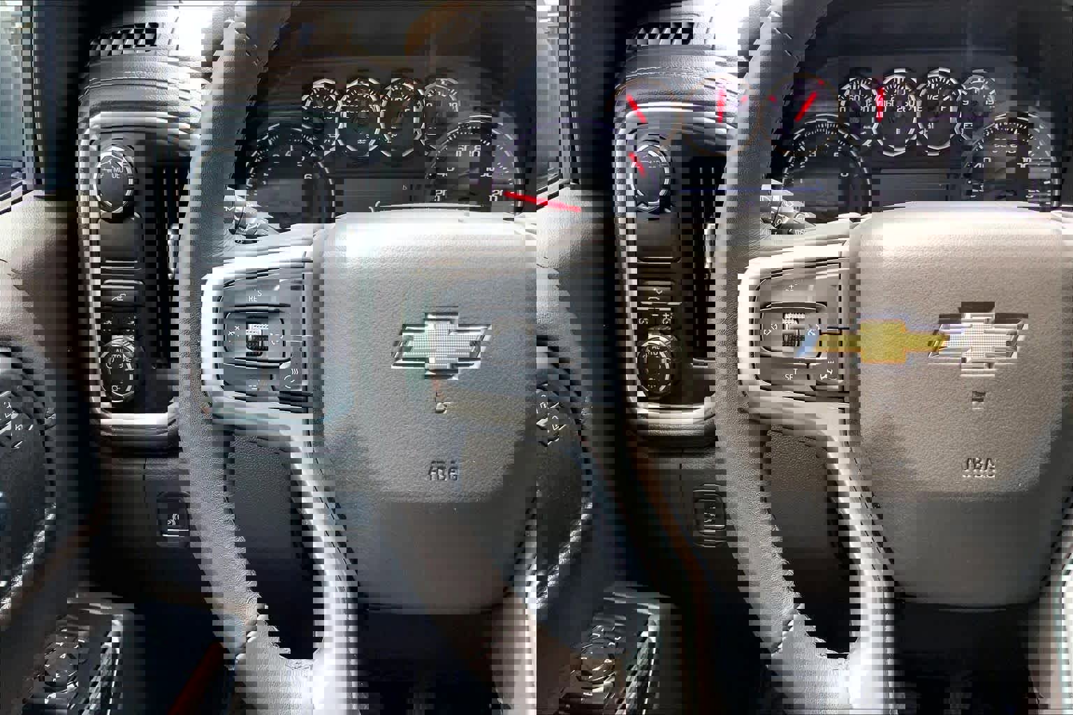 Used 2020 Chevrolet Silverado 1500 LT w/ Texas Edition RWD image 23