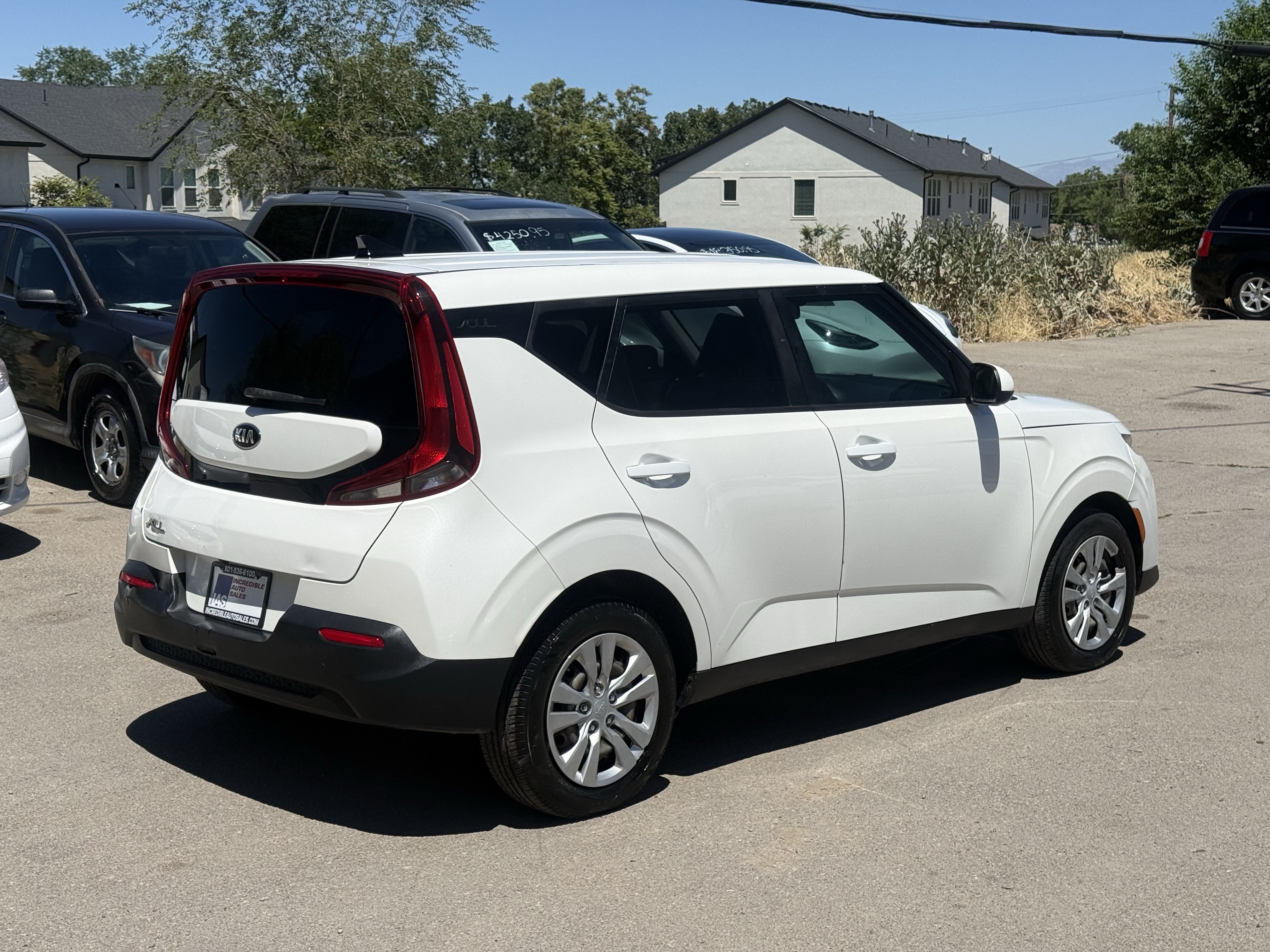 Used 2021 Kia Soul LX FWD image 4