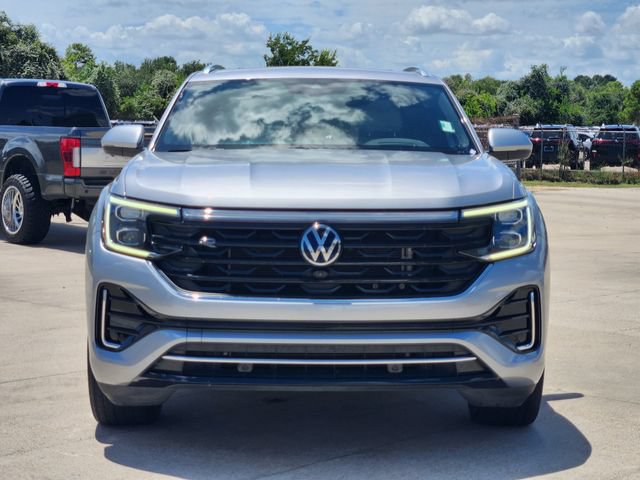 Used 2024 Volkswagen Atlas Cross Sport SEL Premium R-Line AWD/4WD image 2