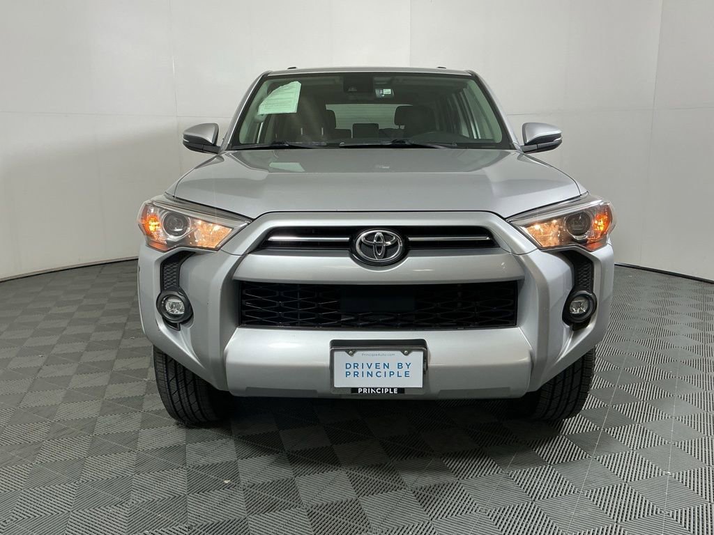 Used 2022 Toyota 4Runner SR5 Premium w/ Moonroof Package RWD image 3