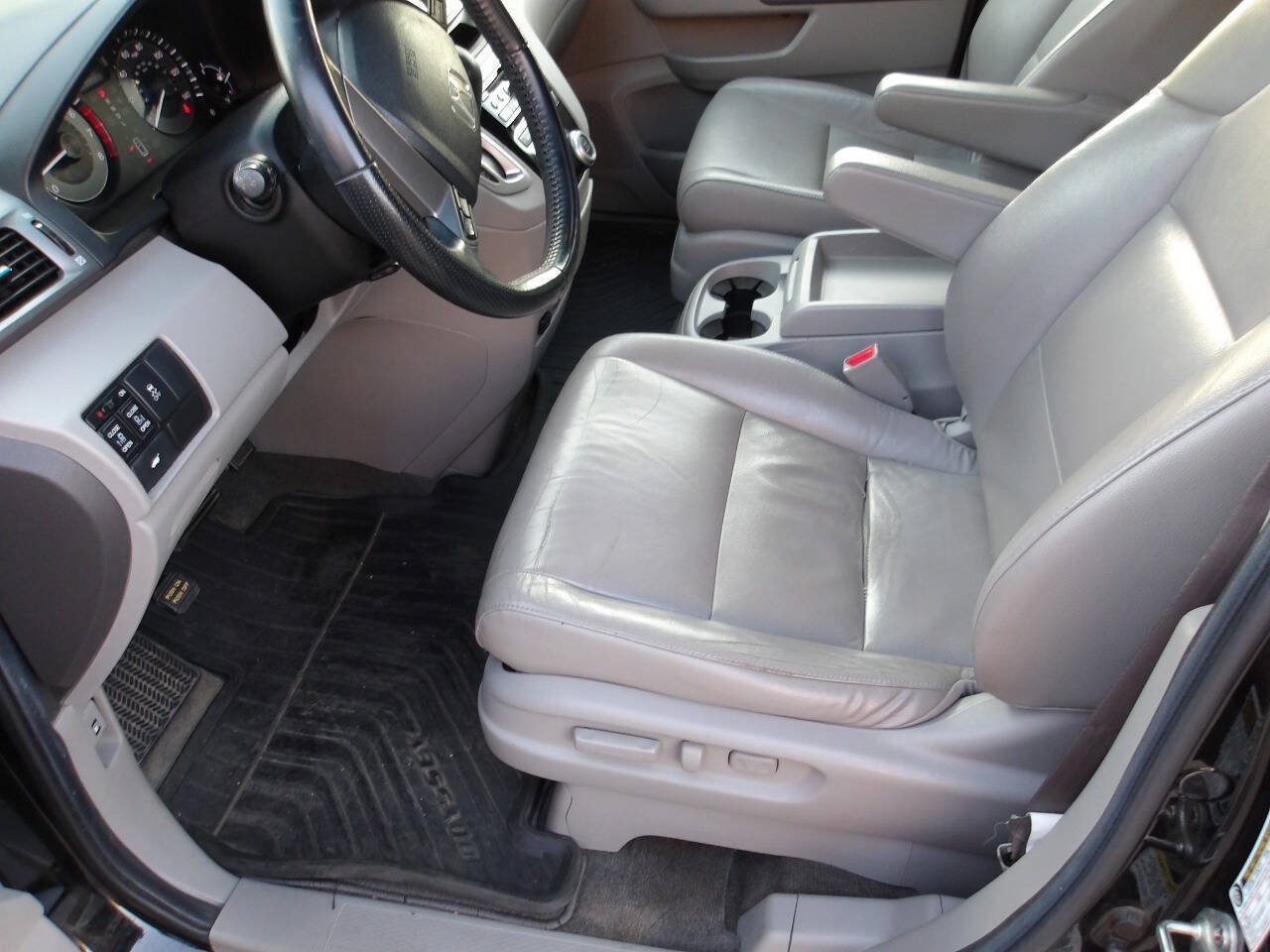 Used 2011 Honda Odyssey EX-L image 8
