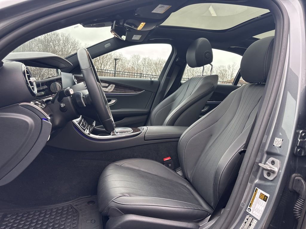 Used 2023 Mercedes-Benz E 450 4MATIC Sedan image 15
