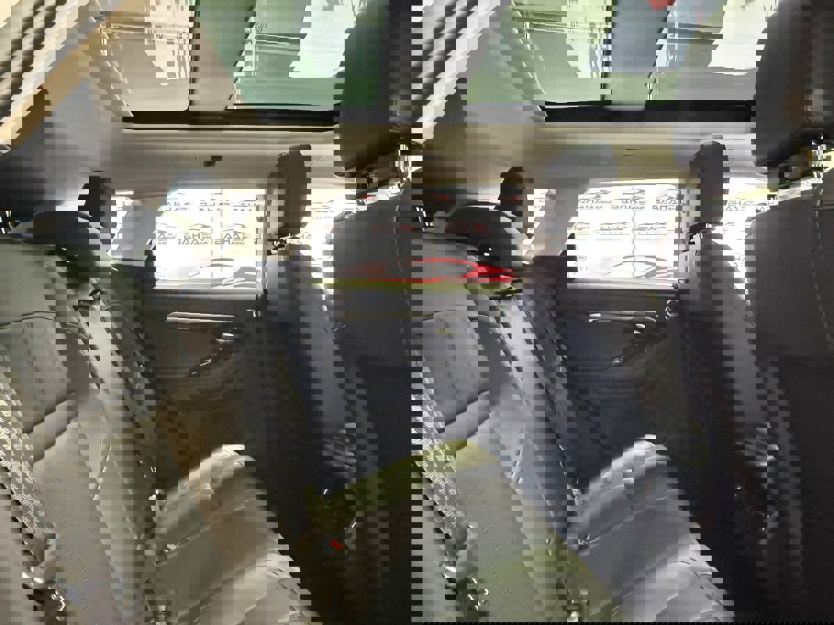 Used 2023 Land Rover Range Rover Evoque S image 41