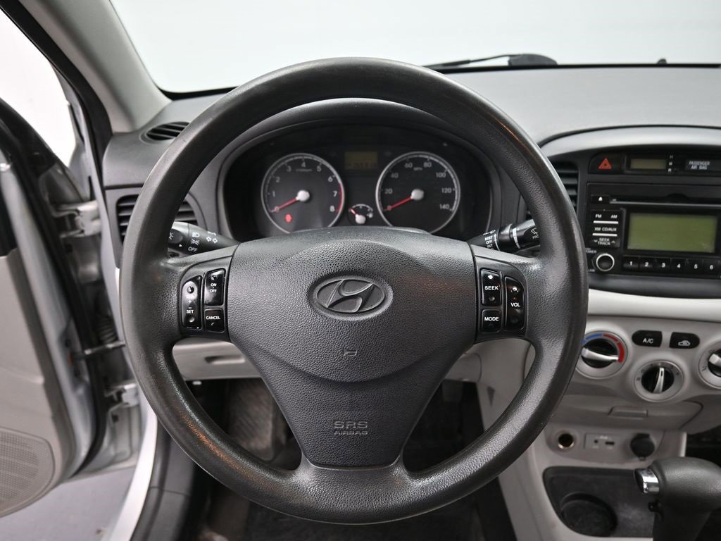 Used 2010 Hyundai Accent GLS w/ Premium Pkg 4 image 12
