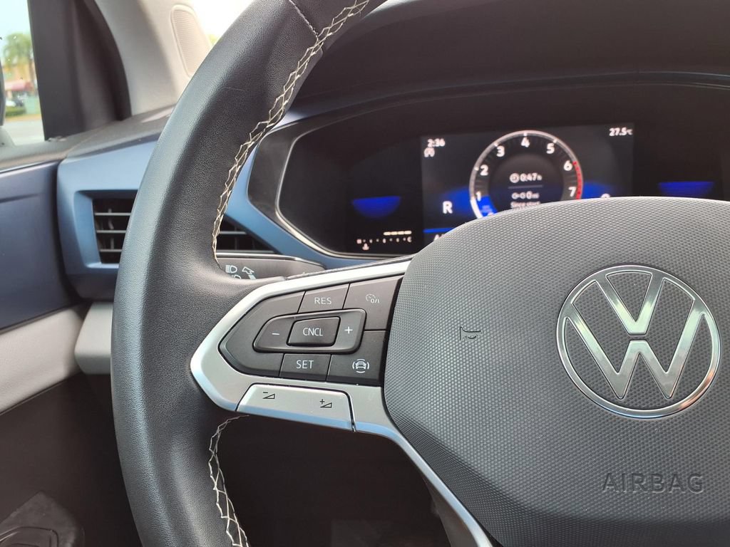 Used 2022 Volkswagen Taos SE FWD image 33