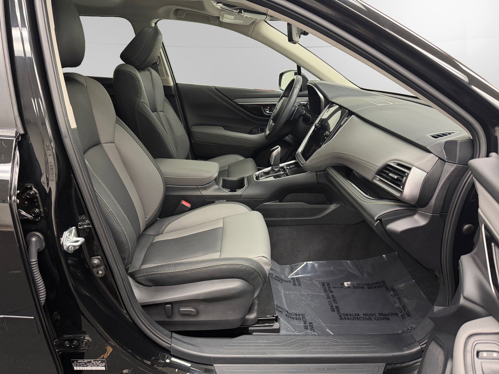 Used 2023 Subaru Outback Onyx Edition XT AWD/4WD image 15