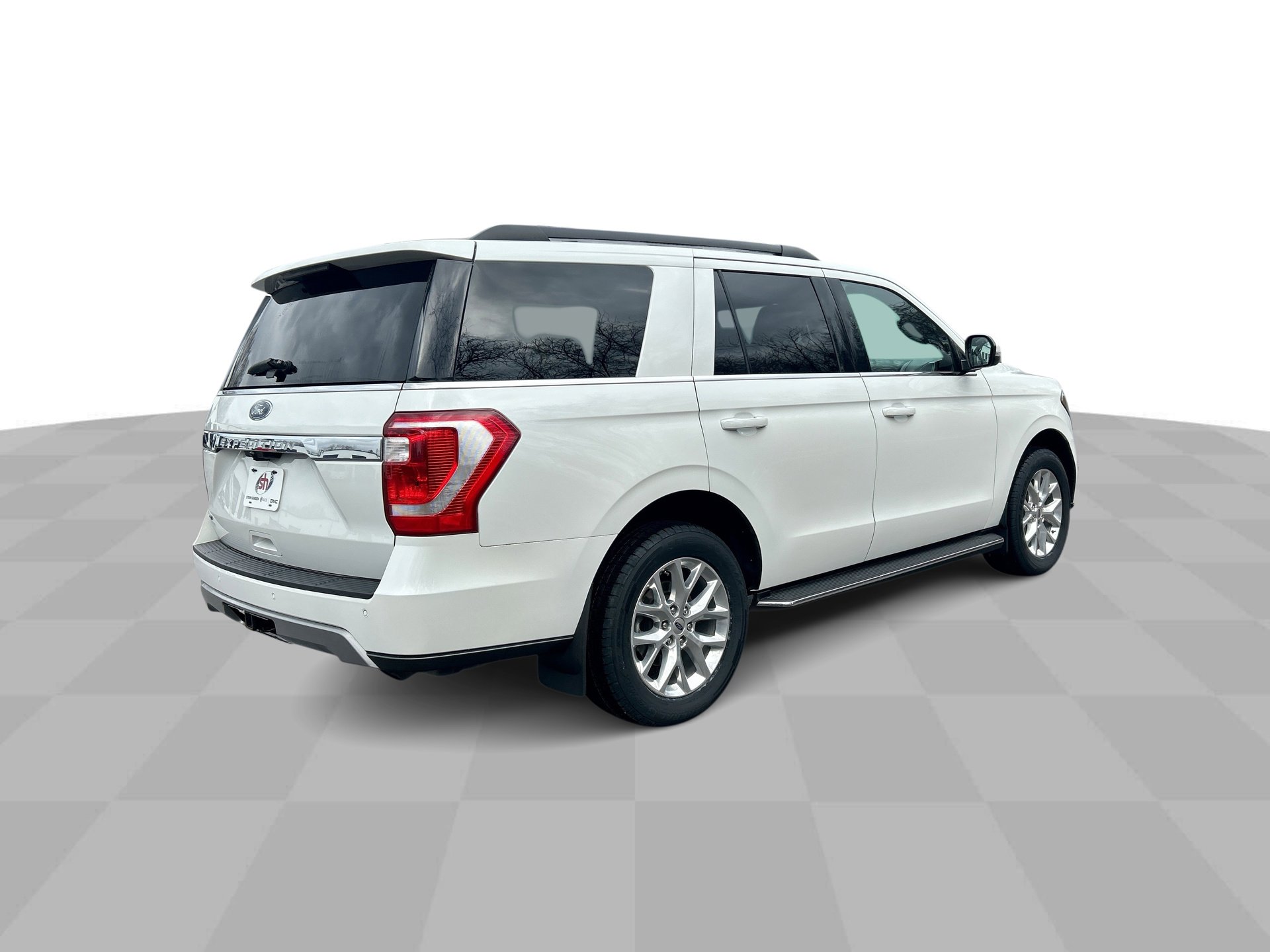 Used 2021 Ford Expedition XLT image 9