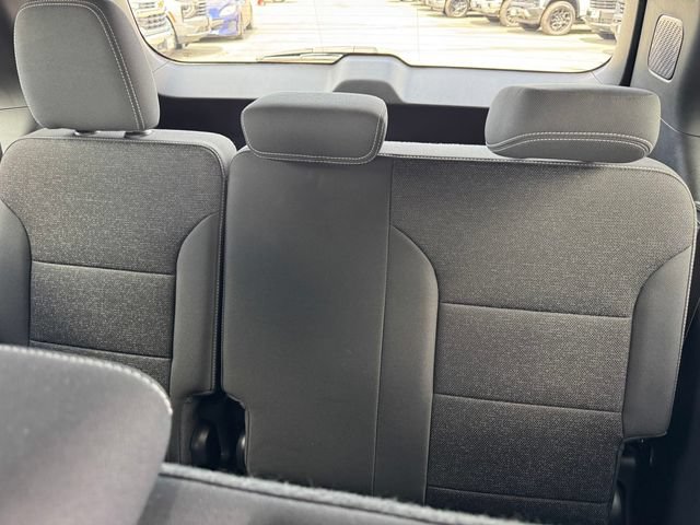 Used 2026 Chevrolet Traverse LT w/ LPO, Floor Liner Package FWD image 12