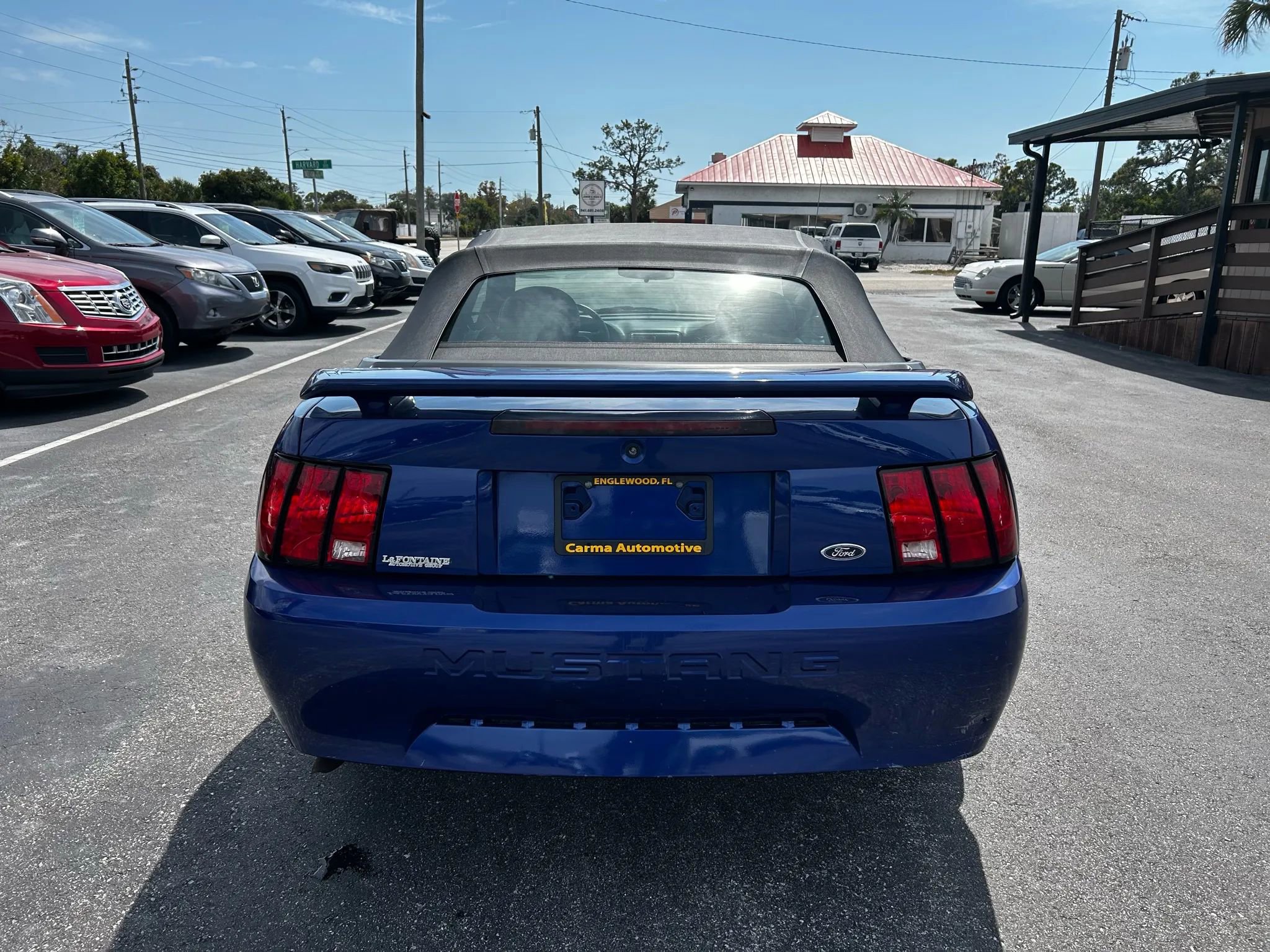 Used 2004 Ford Mustang Deluxe Convertible RWD image 14