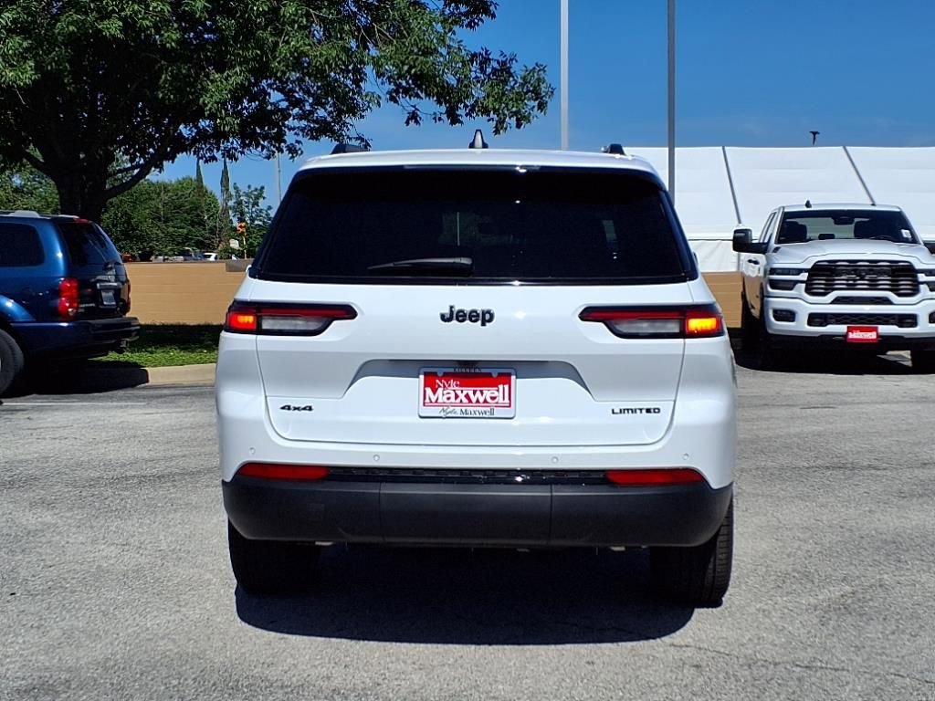 New 2025 Jeep Grand Cherokee L Limited w/ Black Appearance Package image 6
