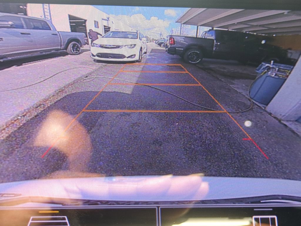 Used 2022 Chevrolet Blazer LT image 23