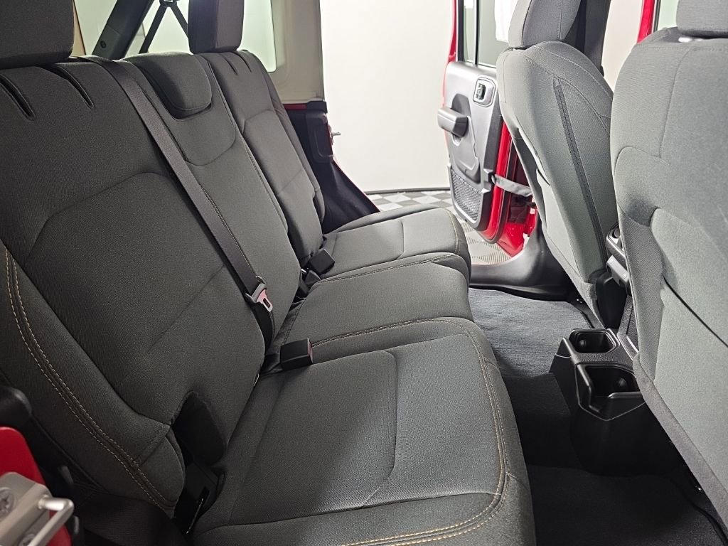 Used 2024 Jeep Wrangler Sport S AWD/4WD image 33