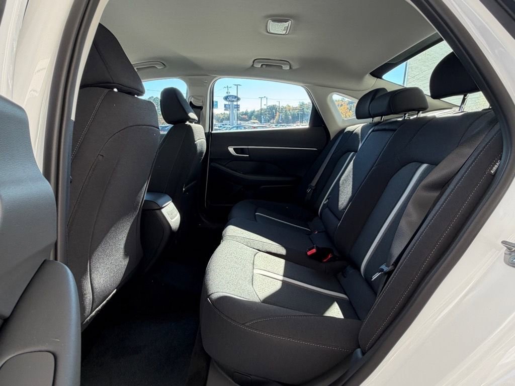 New 2026 Hyundai Sonata SEL FWD image 10