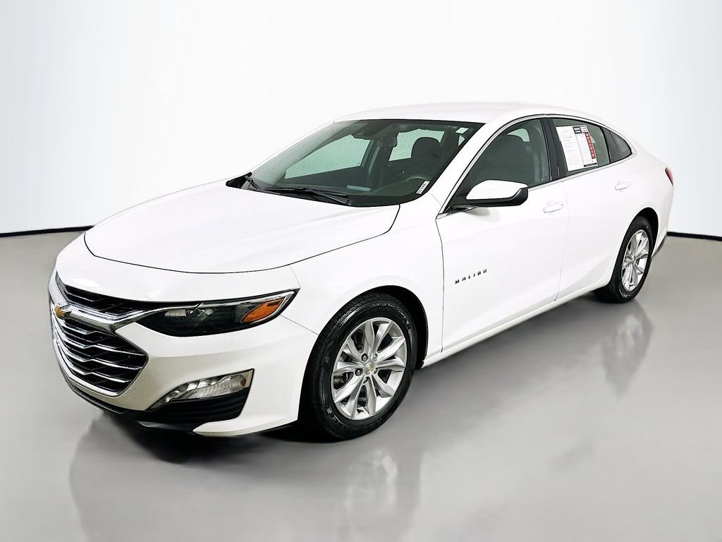 Used 2023 Chevrolet Malibu LT image 3
