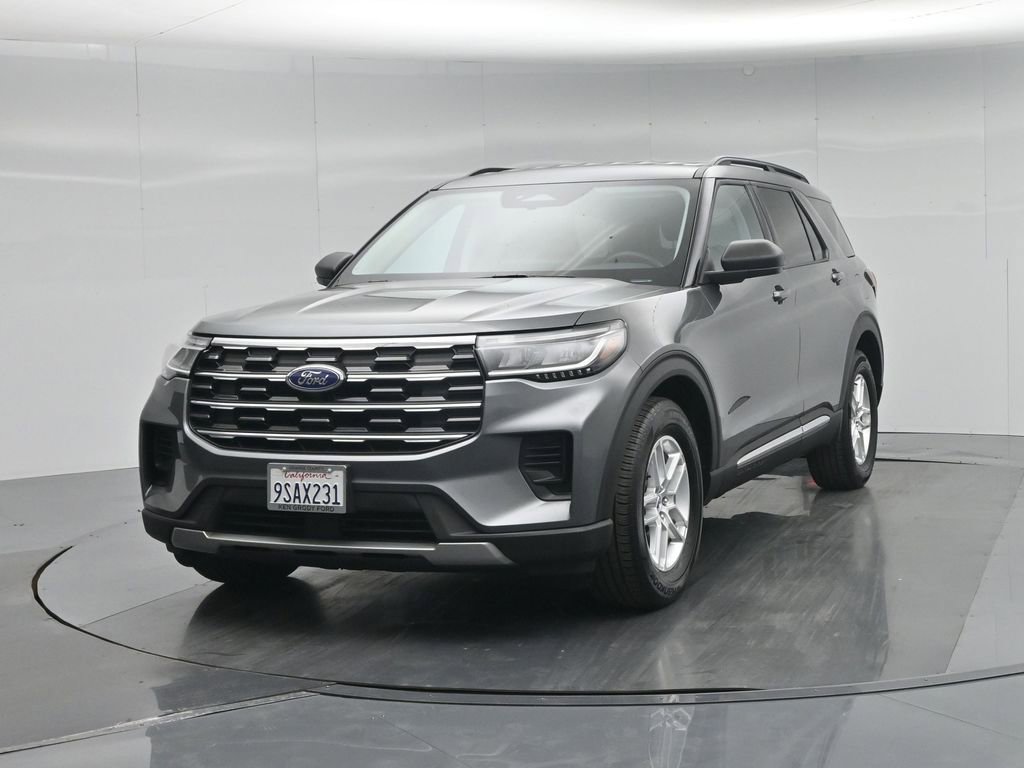 Used 2025 Ford Explorer Active RWD image 59