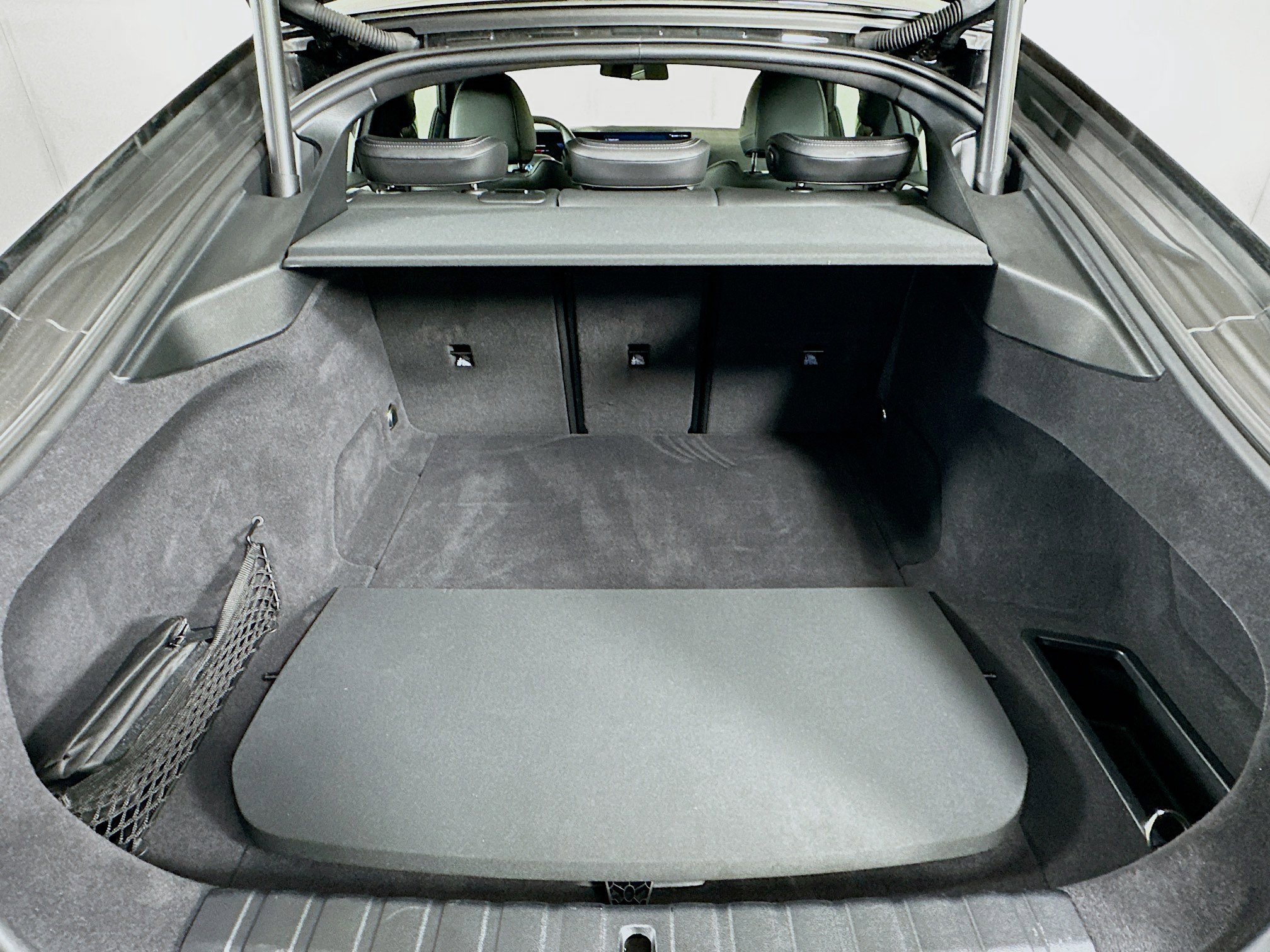 Used 2025 BMW i4 eDrive40 image 30