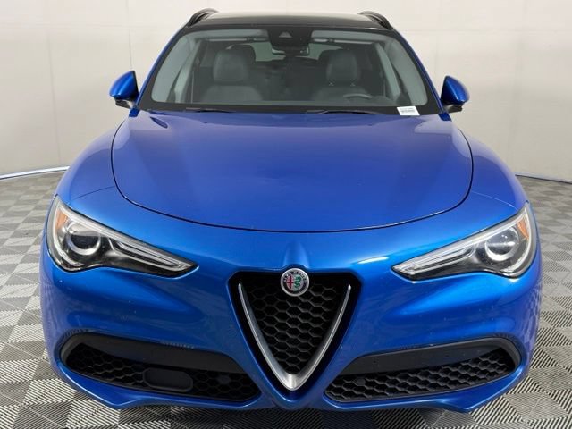 Used 2018 Alfa Romeo Stelvio Sport w/ Quick Order Package 22J Sport AWD/4WD image 12