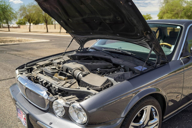 Used 2006 Jaguar XJ8 RWD image 15
