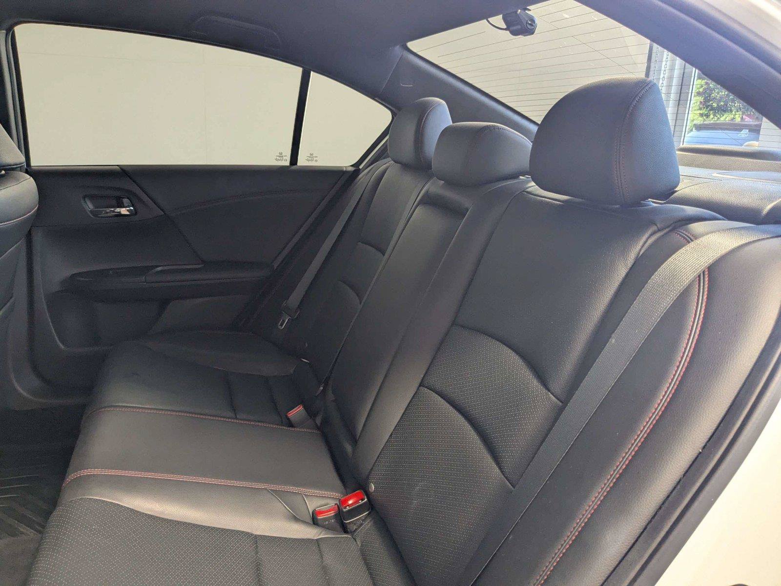 Used 2017 Honda Accord Sport Special Edition image 31