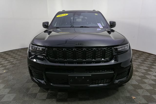 Used 2023 Jeep Grand Cherokee L Laredo AWD/4WD image 4