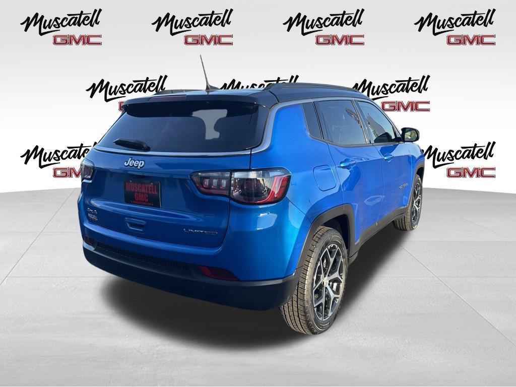 Used 2024 Jeep Compass Limited AWD/4WD image 3