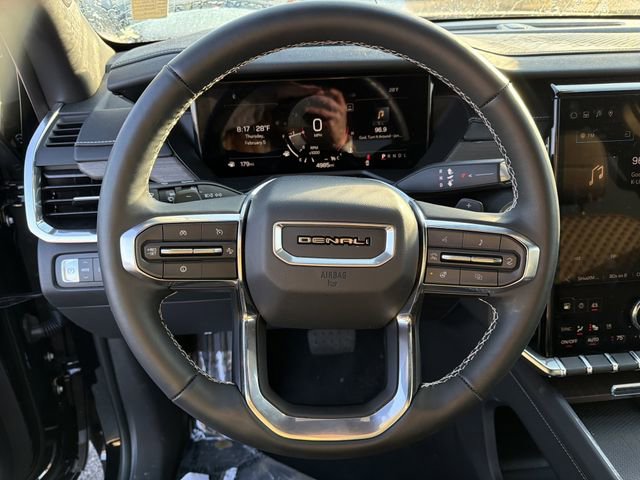 Used 2025 GMC Acadia Denali image 28