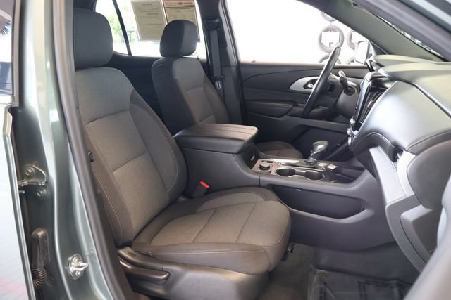 Used 2022 Chevrolet Traverse LT FWD image 22