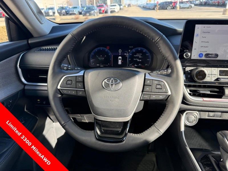Used 2026 Toyota Grand Highlander Limited image 15