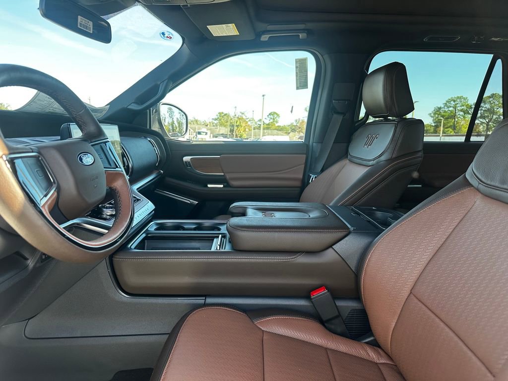 New 2025 Ford Expedition King Ranch AWD/4WD image 24