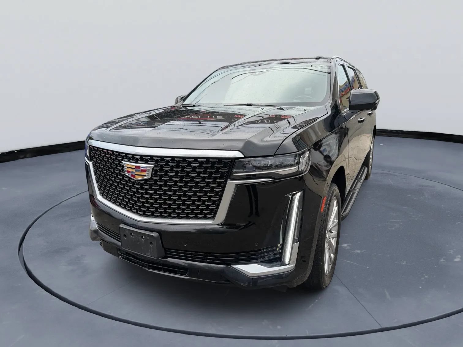 Used 2023 Cadillac Escalade ESV Premium Luxury AWD/4WD image 1
